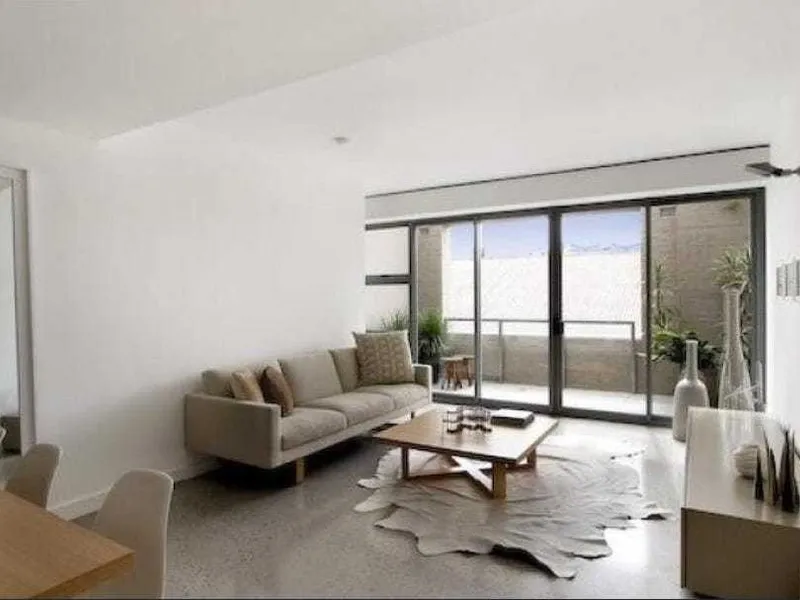 Stylish two level bedroom apartment