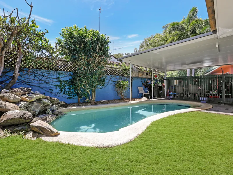 DUPLEX CLOSE TO THE BEACH !!!