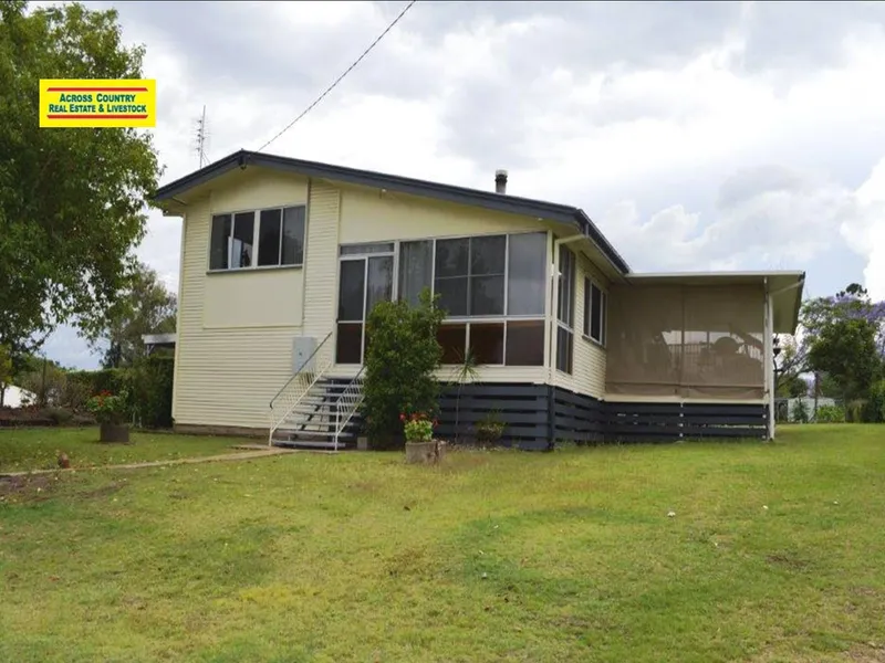 FAMILY HOME RENOVATED WITH A TIMBER DECK