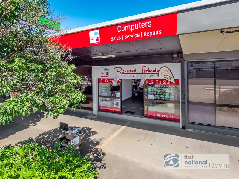 COMMERCIAL INVESTMENT!