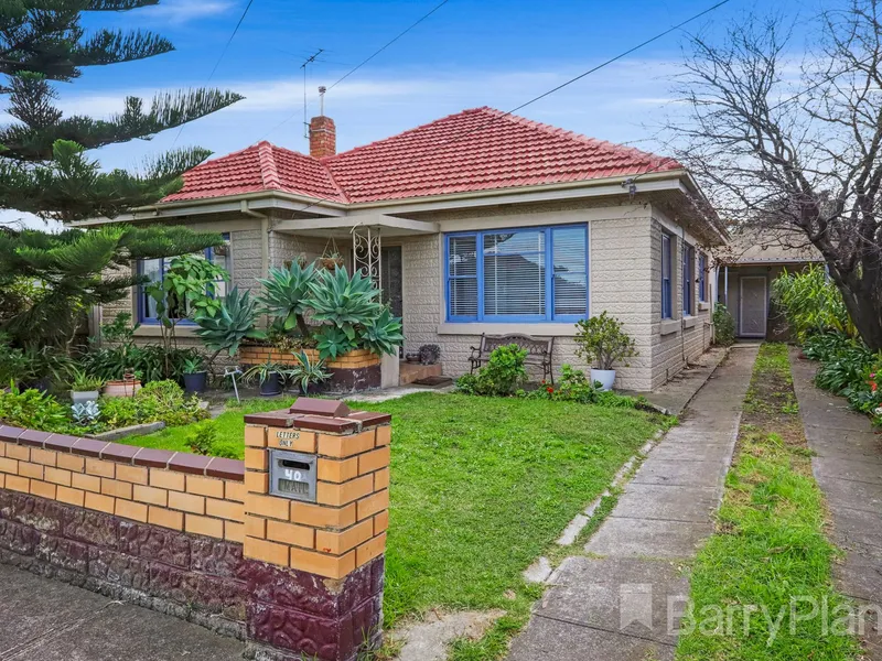 Superb home with scope for the future - Permits for 4 townhouses