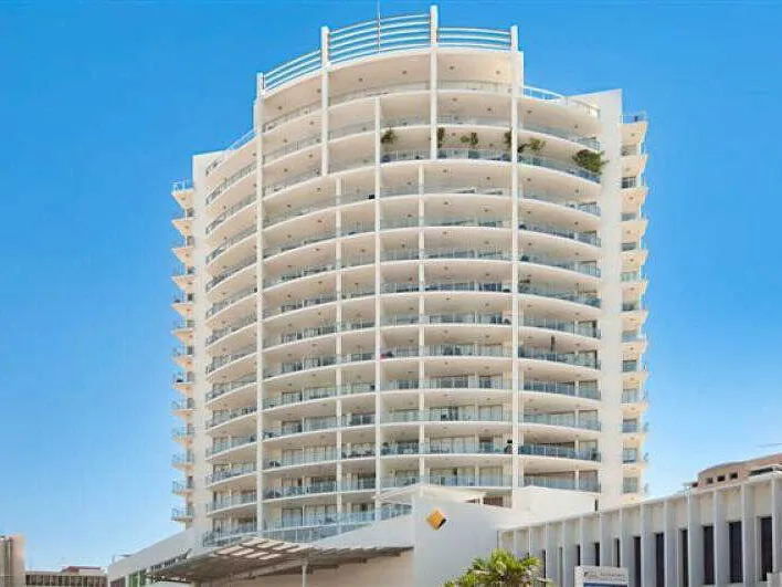 City living at its best - with ocean/city views!