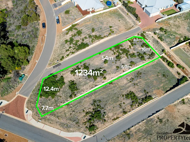 VIEWS OVER DRUMMOND COVE AND THE MORESBY RANGES