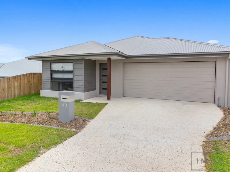 BRAND NEW LOWSET HOME IN PINNACLE ESTATE!!