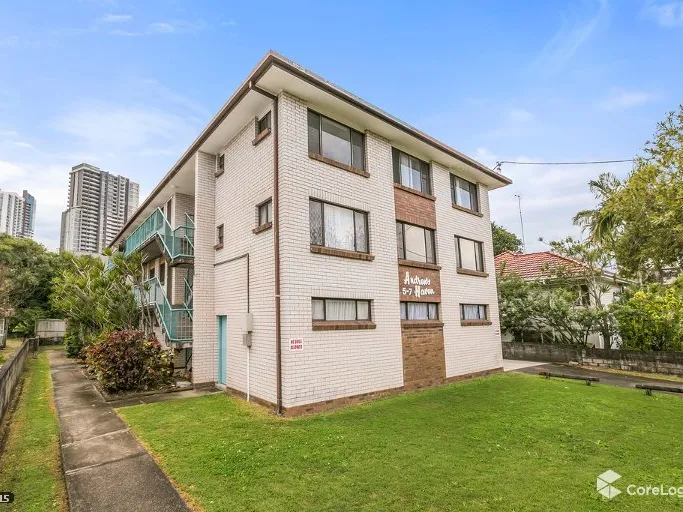 TWO BEDROOM UNIT - AIR CONDITIONED 