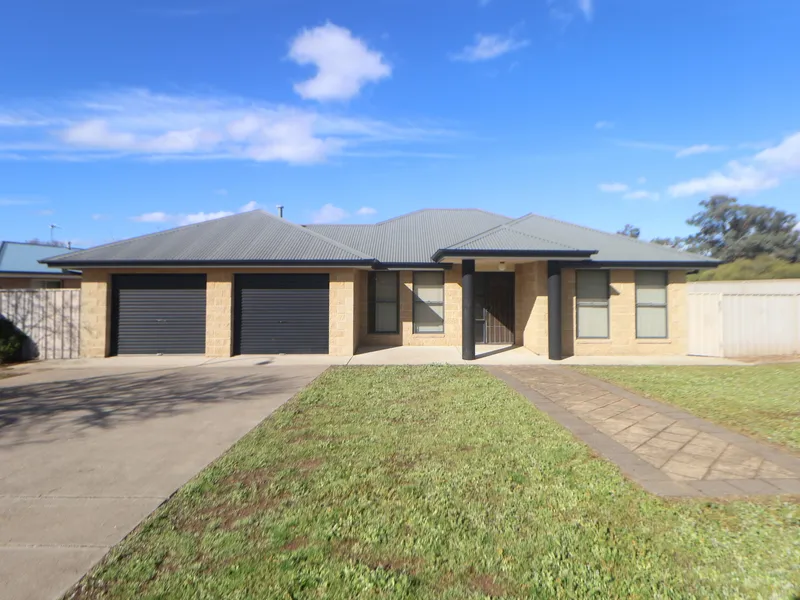 AMENITIES RIGHT AT YOUR DOOR STEP