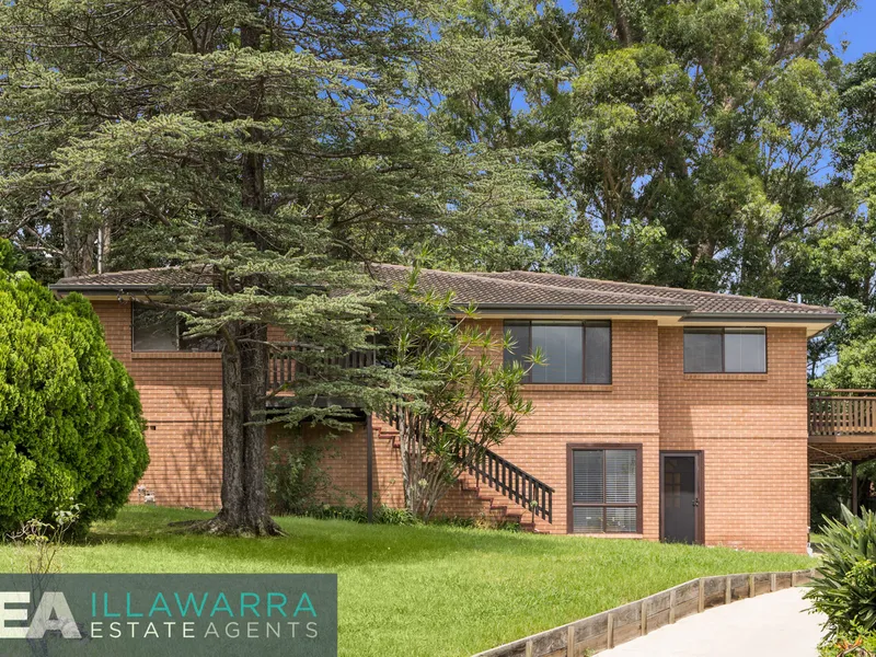 Low Maintenance Top Floor Unit