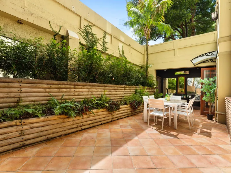 ENTERTAINERS DELIGHT