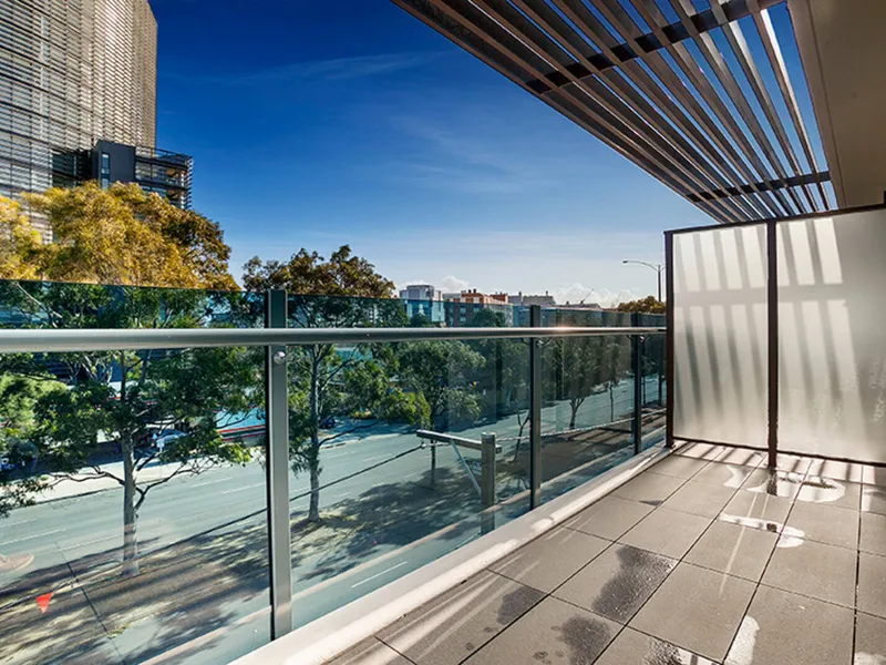 Ultramodern, Spacious & Elegant