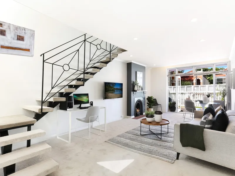 Light filled semi of space and flexibility in prized address