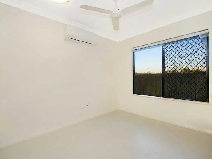 FANTASTIC MOVE IN READY BEAUTY IN BURDELL