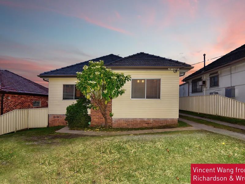 House & Potential Granny Flat ( S.T.C.A) - 689.2sqm block