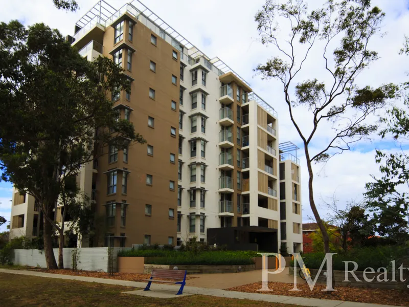 Spacious 2 Bedroom Apartment with Spectacular View