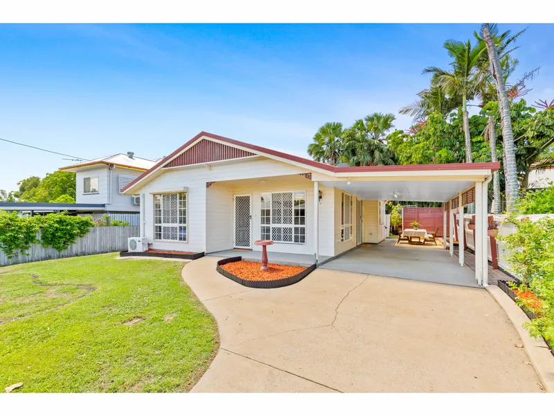 Central Residential Location......Magic Street Appeal.