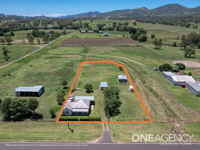 GREAT FIRST HOME BUY FOR A HORSE ENTHUSIAST.