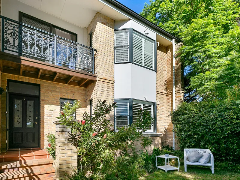 THE BAYVIEW TERRACES