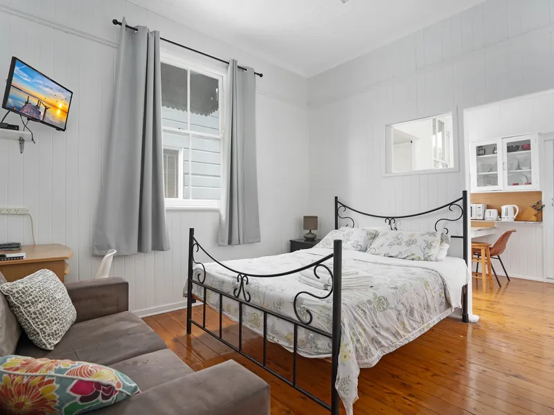 Bills Included! Furnished Studio with Beautiful Shared Gardens