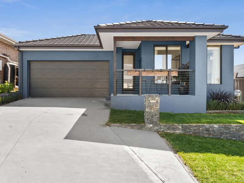 Stylish Family Abode in Premier Googong Locale.