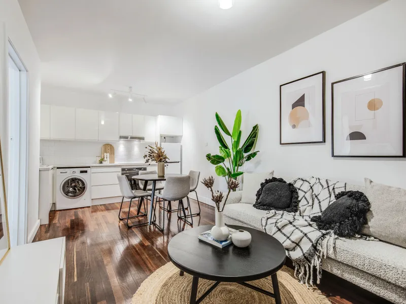 A stylish gem in a gorgeous locale!