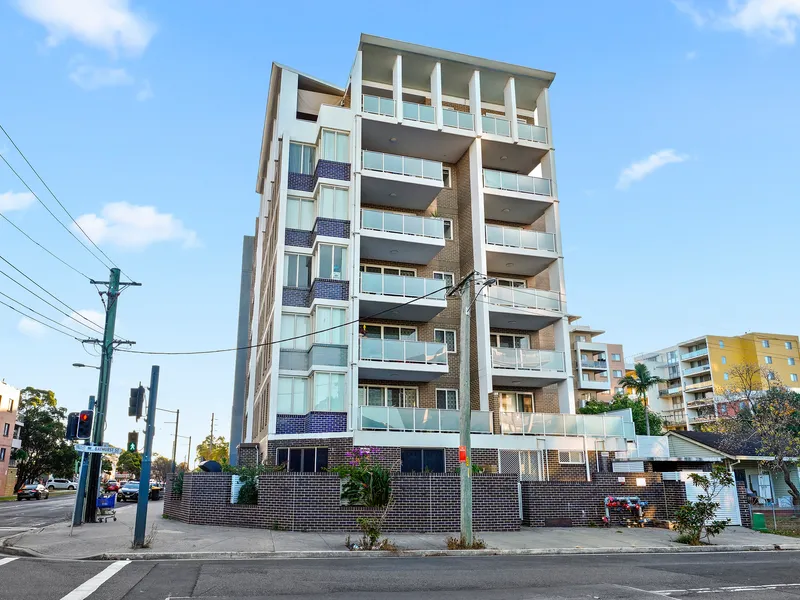 Stylish Apartment In Appealing Location