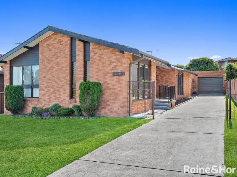 Spacious Family Living in Prairiewood