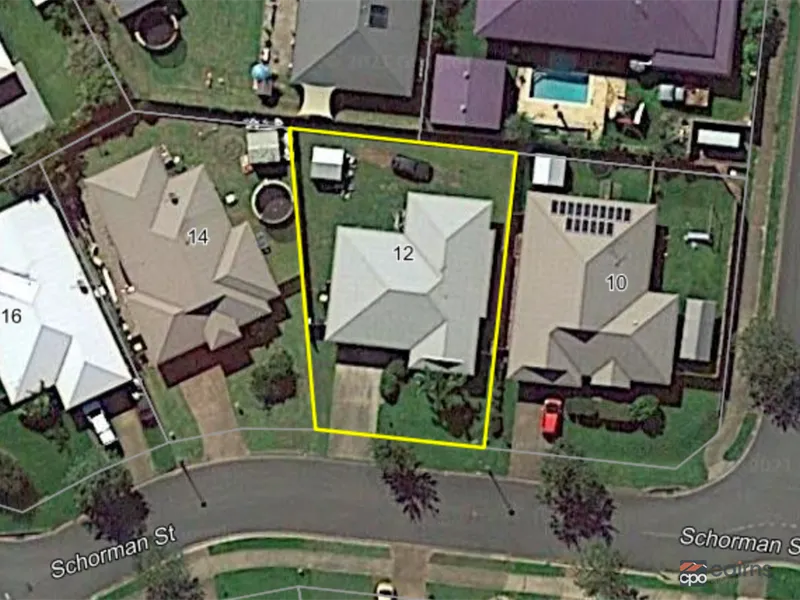 Modern Family Home - Move Straight In!