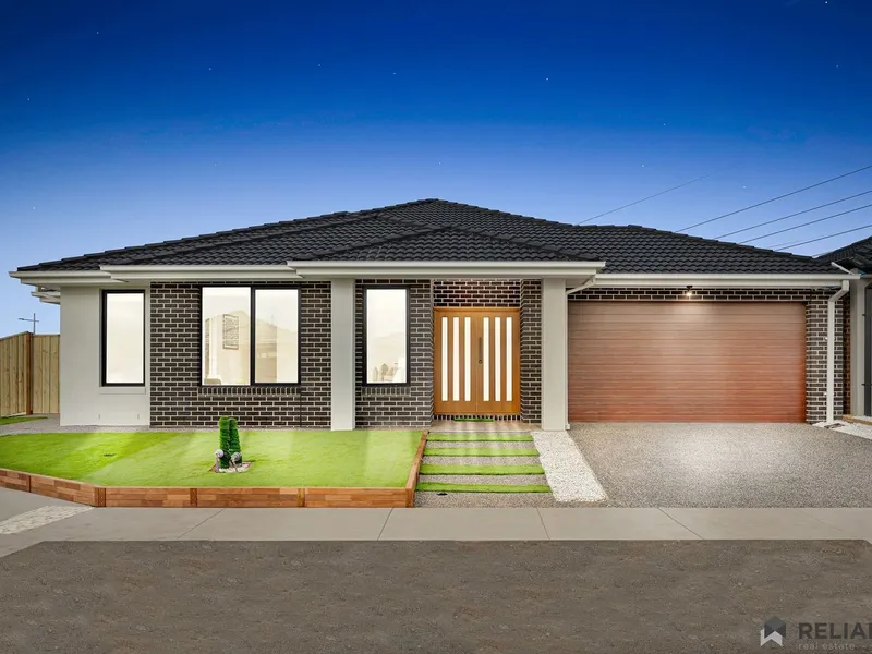 Upgraded house in the heart of Rockbank!