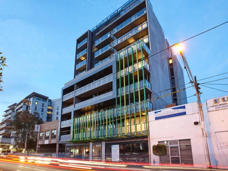 Quality Architecturally Designed Apartment