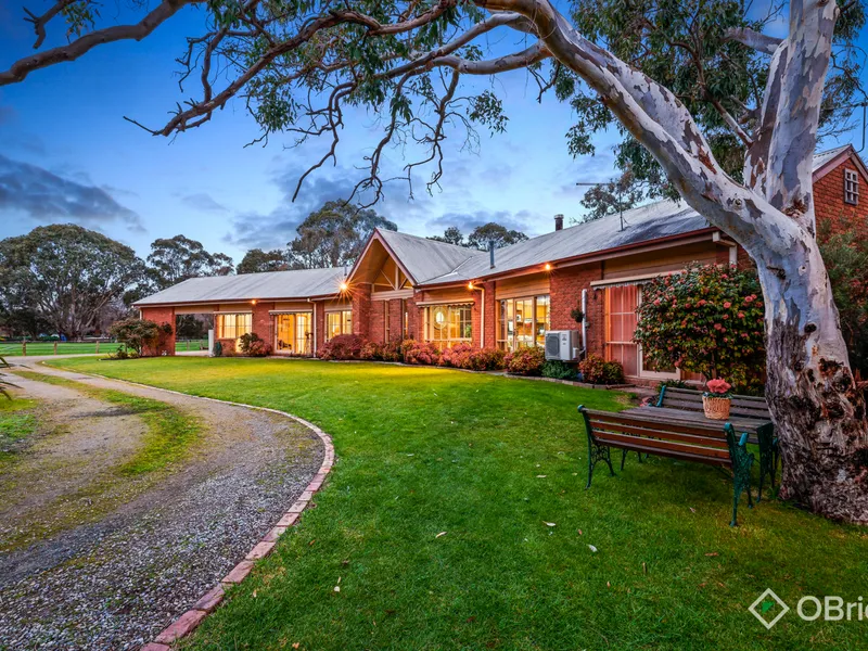 Secluded Luxury On Sprawling Natural Land.