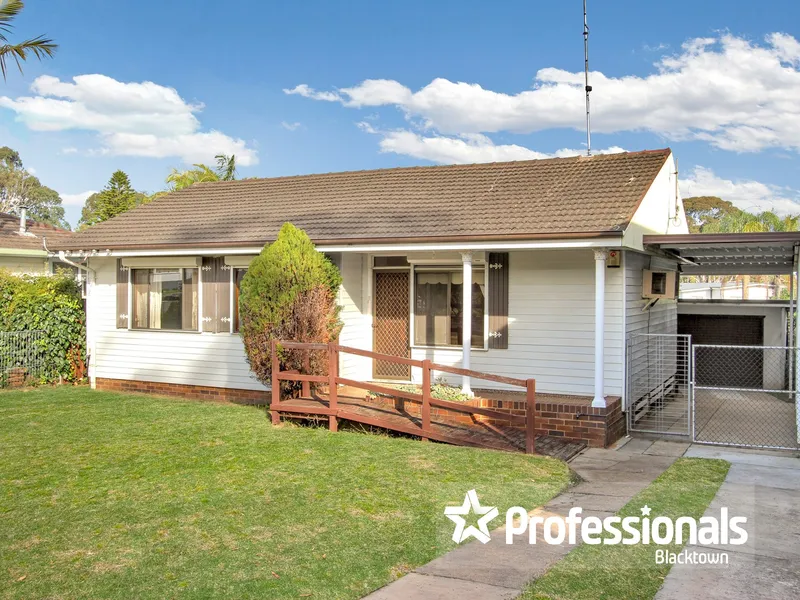 AUCTION - MUST BE SOLD