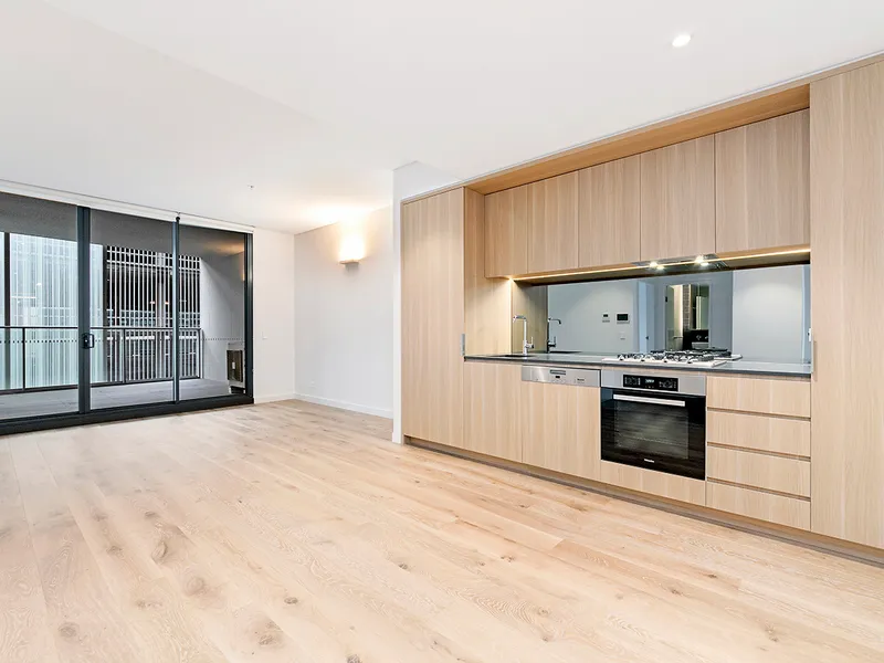 Under Offer by Legend Property