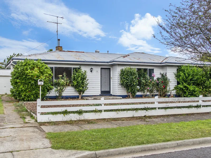 Excellent Entry Level Home or Investment on Large Block