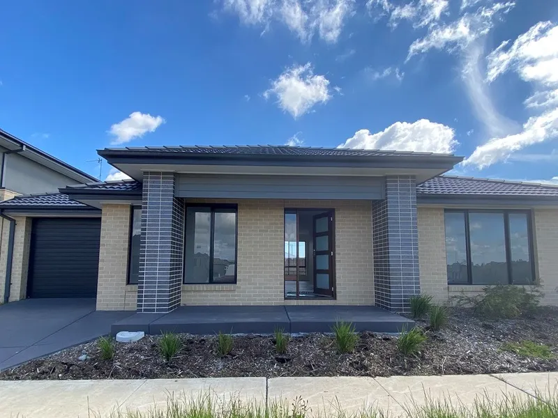 LOW MAINTENANCE FAMILY HOME