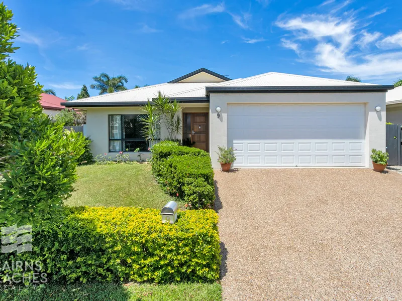 GORGEOUS, LIGHT, PRIVATE, EASY CARE & SO MUCH MORE!