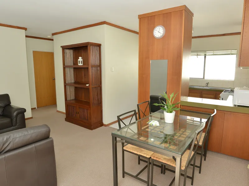 FURNISHED OR UNFURNISHED, THE CHOICE IS YOURS!