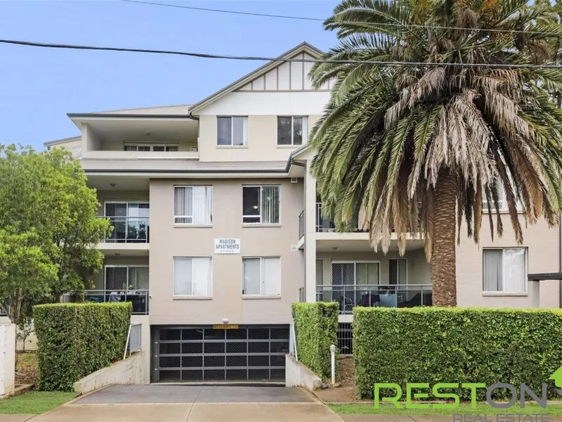Large and Modern Two Bedroom Apartment!