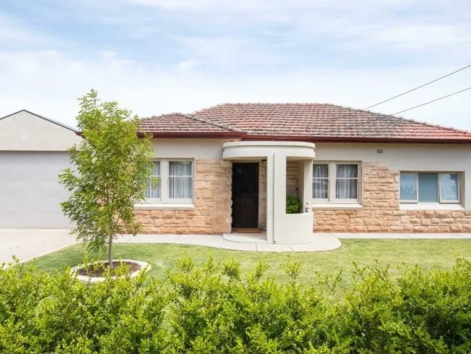 Flexible Layout - Four Bedrooms - Three bathrooms - Entertaining Area