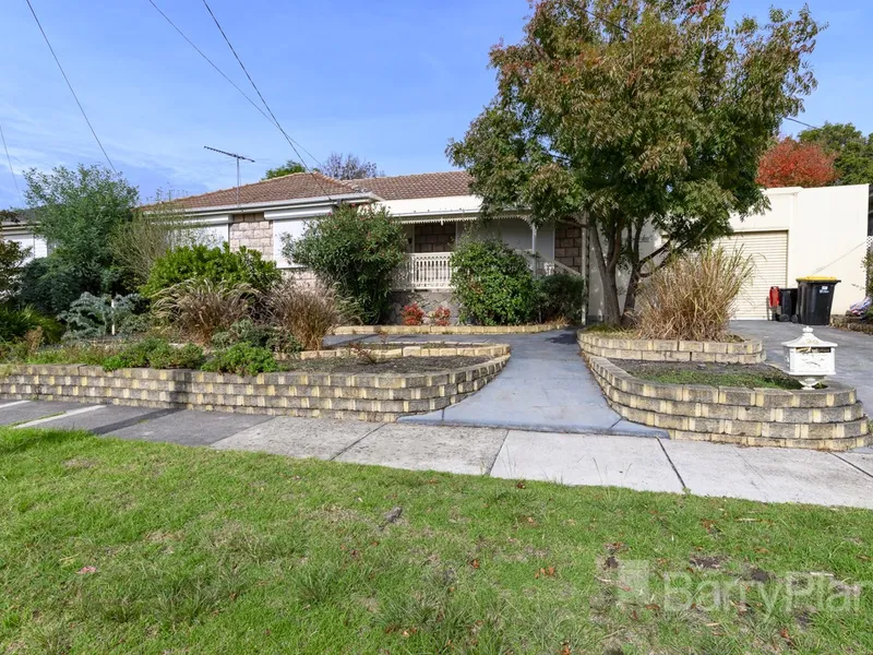 FAMILY HOME IN QUIET LOCATION