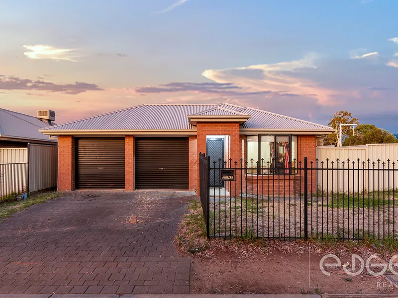 Bright and Breezy, Low-Maintenance Living!