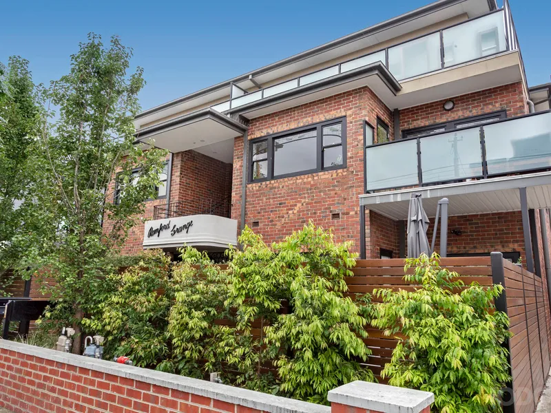 BOUTIQUE ART DECO GRANDEUR WITH 124SQM OF SPACE