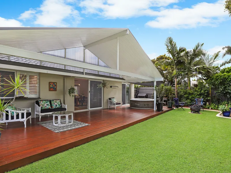 TRANQUIL HAVEN - MOMENTS  TO EVERYTHING - WURTULLA