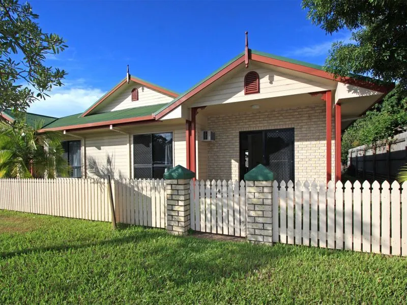 Pleasantly Presented Two Bedroom Apartment