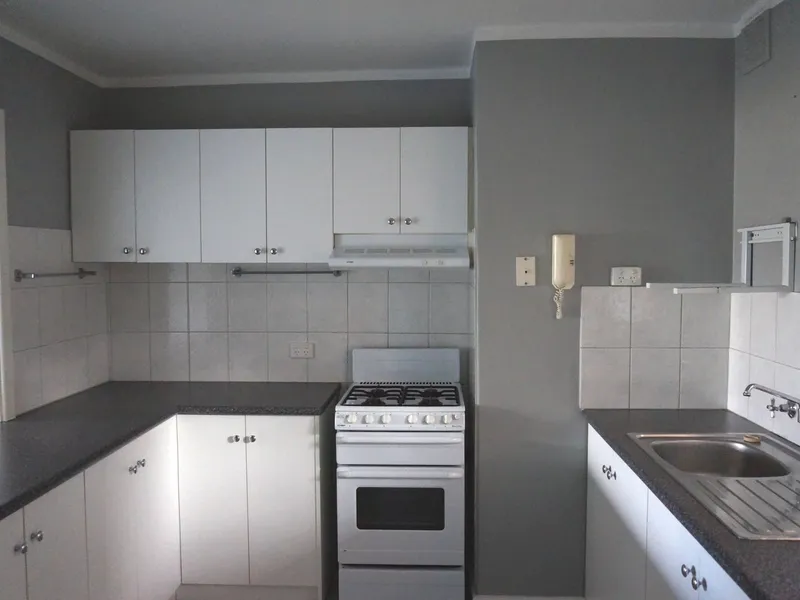 BOTTOM FLOOR UNIT