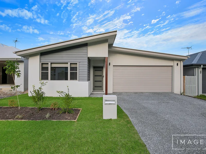 BRAND NEW 4 BEDROOM HOME!!