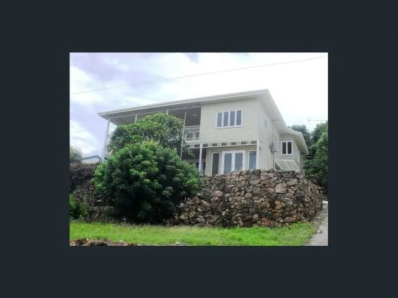 180 Degree Ocean Views Elevated Position 4 Bed 3 Bath 3 Car