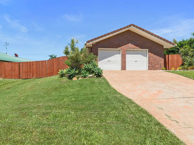 Perfect Family Home with Fully Fenced Yard