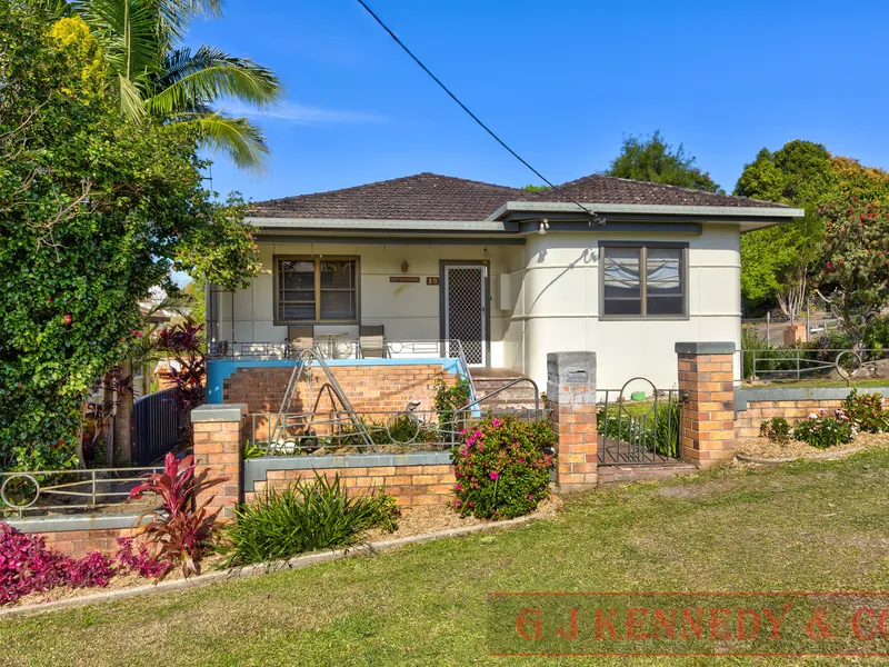 HISTORIC HOME IN HEART OF MACKSVILLE