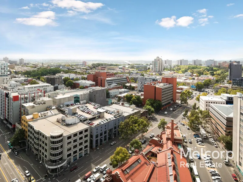 SPACIOUS 1 BEDROOM PLUS STUDY IN THE HEART OF CBD