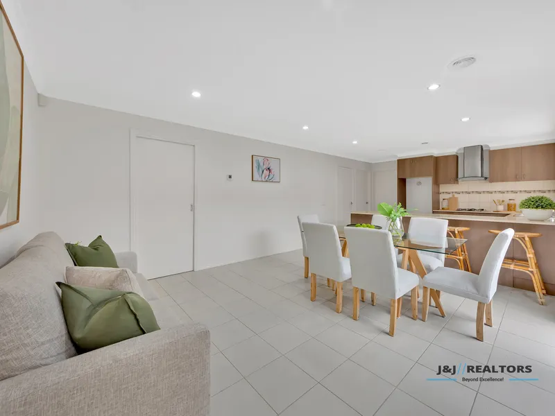 Magnificently Presented Home !!