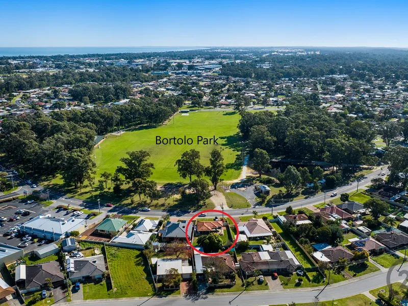 OPPOSITE BORTOLO SPORTS PARK!! 